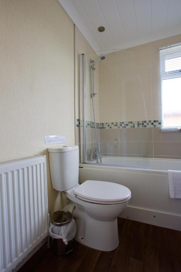 Lovely 3-Bed Cottage In Ely Exterior foto